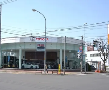 トヨタカローラ札幌_二十四軒店_店舗外観