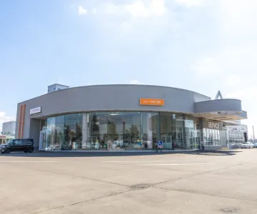 トヨタモビリティ帯広株式会社＿カローラ西店